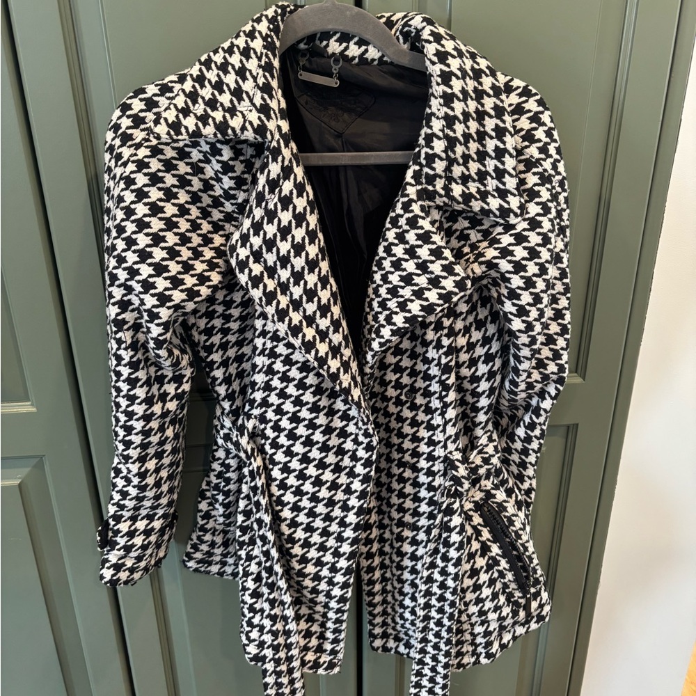 Houndstooth Black and White Women's Coat